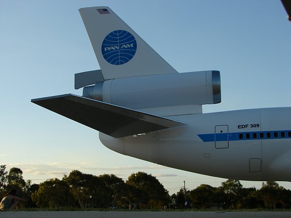DC-10 RC airliner Pan Am11