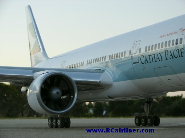 Boeing 777 RC Airliner Cathay Pacific